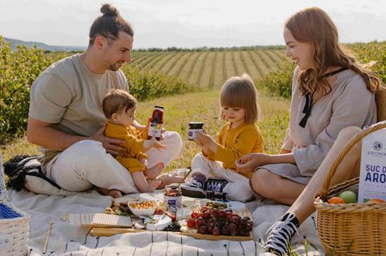 sucul de aronia aronia-charlottenburg romania